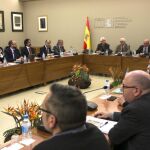 Reunión que representantes de la patronal y de los sindicatos de los estibadores el pasado día 21