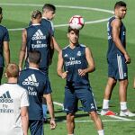 Asensio, ayer en Valdebebas con sus compañeros. El futbolista está siendo uno de los mejores del Real Madrid en este comienzo de temporada