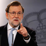 Rajoy contiene la sucesión y pone al PP en elecciones