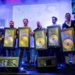 Love of Lesbian durante la presentación de los conciertos de fin de gira "El poeta Halley"