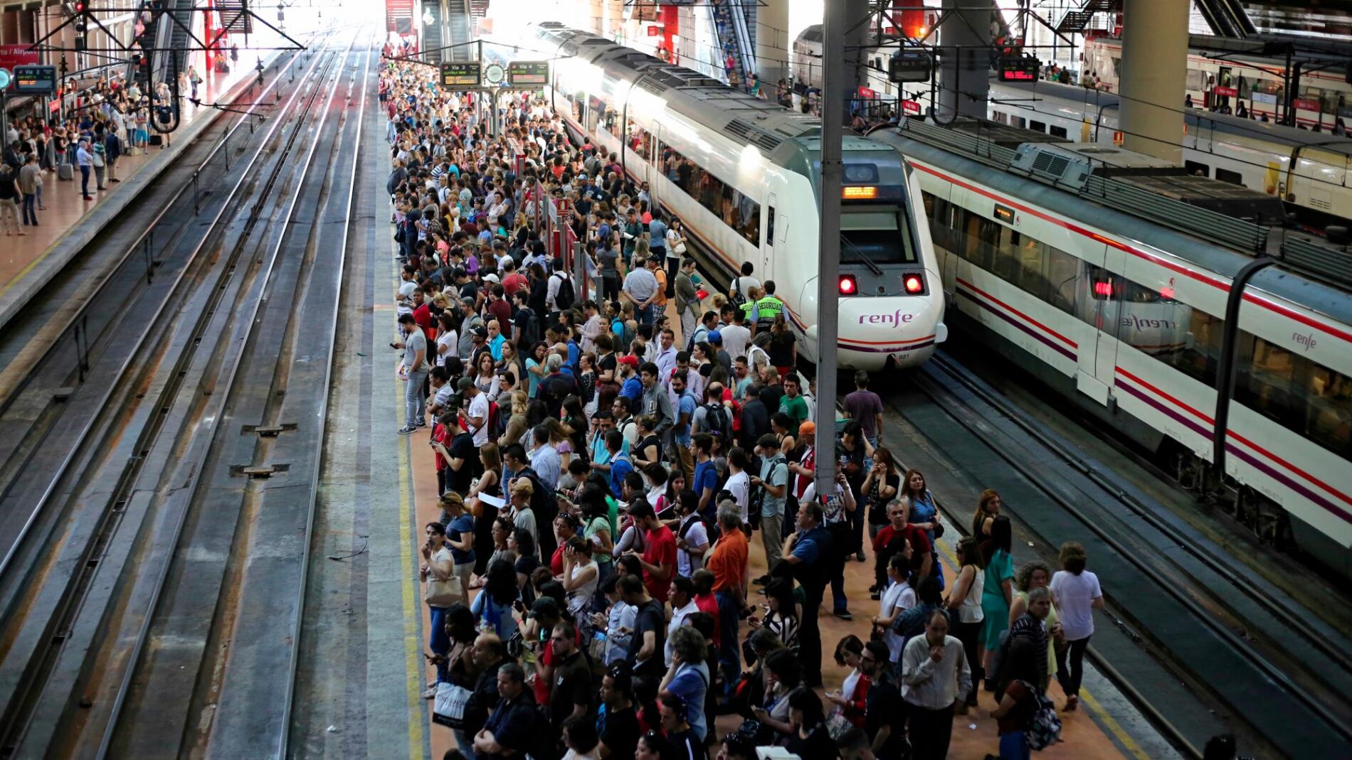 Menos frecuencias y cambios en Cercanías Madrid: afectadas la C-2, C-7, C-8 y C-10