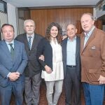 Fidel Blasco, Miguel Haro y su hija Susana Haro, Antonio Piles y Andoni Monforte disfrutaron de la «mascletà» de la pirotecnia Tomás