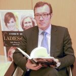 Andrew Morton, durante la presentación de su libro el jueves