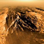 Superficie de Titán, en una imagen tomada por la sonda Huygens de la ESA, en 2005