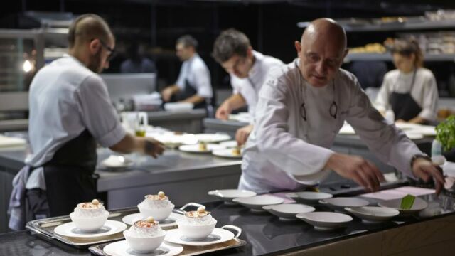 El 95 por ciento de los jóvenes en prácticas prefiere el prestigio que pueda aportar a su currículum a la remuneración