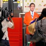 Aeropuertos, como el de Madrid, ya cuentan con empleados, basados en tecnología holográfica, a disposición de los pasajeros