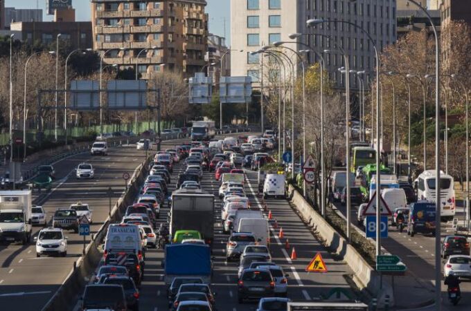 Un atasco en una de las entradas a la ciudad de Madrid