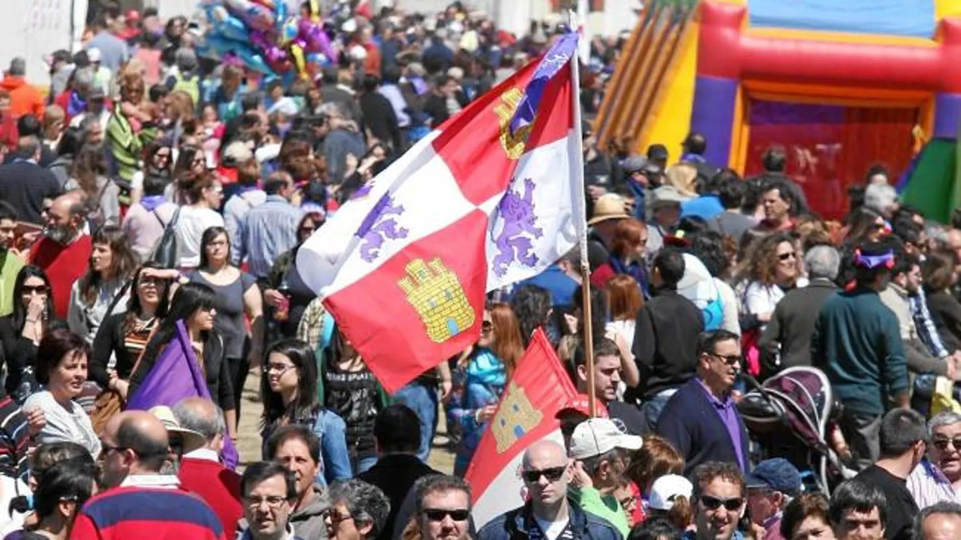 El Día de la Comunidad, 23 de abril, volverá a ser festivo el próximo año