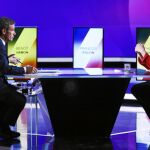 La líder del Frente Nacional, Marine Le Pen, durante la entrevista de anoche