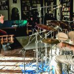 Enrique Morente, en un ensayo con el batería Eric Jiménez