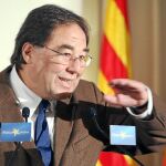 El catedrático subraya que la Constitución no contempla la suspensión de la autonomía