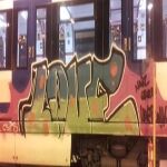 Uno de los grafitis hechos por la joven detenida