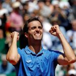 Albert Ramos celebra su victoria ante Murray hoy en Montecarlo.