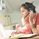 El teletrabajo puede ser una de las soluciones para la conciliación laboral/Dreamstime