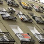 La compraventa de viviendas echa el freno y baja un 3,1% en marzo tras diez meses de aumentos
