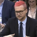 Chris Wylie durante su comparecencia en el Parlamento británico