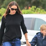 La actriz Jennifer Garner con uno de sus hijos / Foto: Gtres