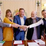 De izquierda a derecha, Antonio Gato, Ángela de Miguel, Óscar Puente, Antonio Díez y Raúl Santa Eufemia