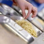 Los expertos avisan que los recortes sociales han puesto en riesgo la alimentación infantil