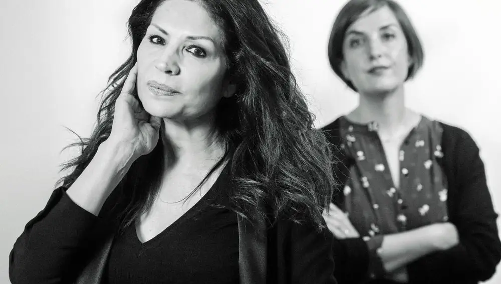 Encarna Salazar, cantante, y Paloma Romero, psicóloga / Foto: Gonzalo Pérez