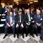 Vicente Boluda, Ximo Puig y Juan Roig, en la primera fila del chequeo semestral de AVE por el Corredor