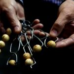 Los bombos de la Lotería de Navidad ya están en el Teatro Real de Madrid/Efe