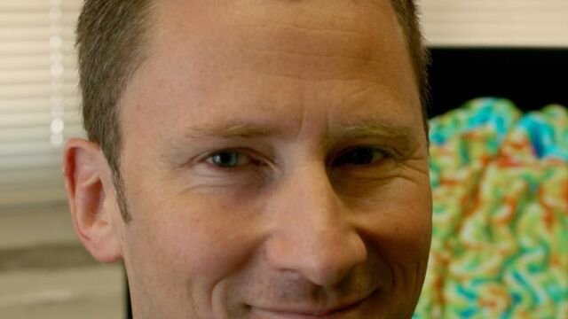 Paul Macey, autor principal del estudio