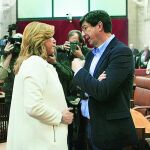 La presidenta de la Junta, Susana Díaz, y el líder de C’s en Andalucía, Juan Marín, en la Cámara autonómica