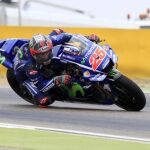 Maverick Viñales (Yamaha) durante los entrenamientos de MotoGP