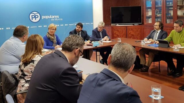 El Comité de Dirección del PPRM, presidido por Fernando López Miras, ayer