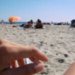 Fumar en la playa puede costar 450 euros