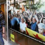 Carles Riera, ayer en la sede de la CUP antes de que se celebrara una reunión