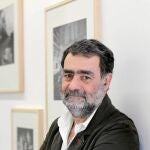 El fotógrafo Joan Fontcuberta recibió ayer el galardón