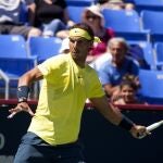 Rafa Nadal se deshizo en primera ronda de Montreal del canadiense Jessie Levine por 6-2 y 6-0