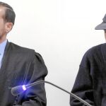 El acusado de injuriar a Víctor Barrio se declara inocente.