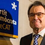 La corrupción expulsa al ex president