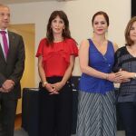 La presidenta de las Cortes de Castilla y León, Silvia Clemente, junto a la responsable de Asocyl, Patricia Zorita, Cristina Gómez y Pablo Rodríguez Hoyos, durante el Día Internacional de las Personas Sordociegas