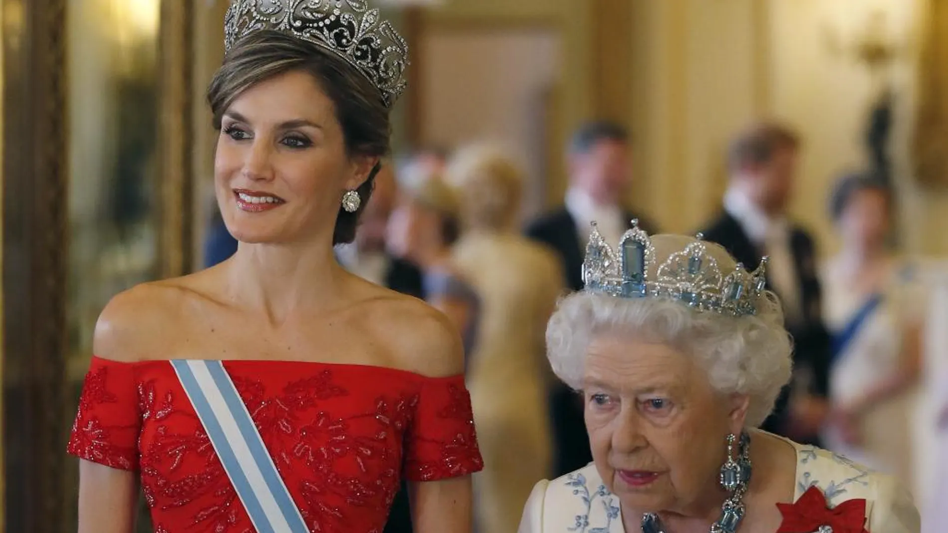 Las Reinas Letizia e Isabel II en su último encuentro