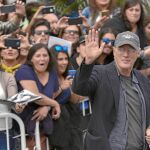 El actor sigue teniendo un gran tirón entre el público femenino, como ayer se pudo comprobar en San Sebastián