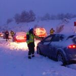 @guardiacivil @UMEgob @DGTes @fomentogob siguen trabajando en la AP-6 para seguir sacando vehículos.