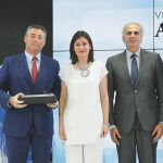 Fernando Camino Maculet, Carmen Montón y Enrique Ruiz Escudero / Foto: Jesús G. Feria