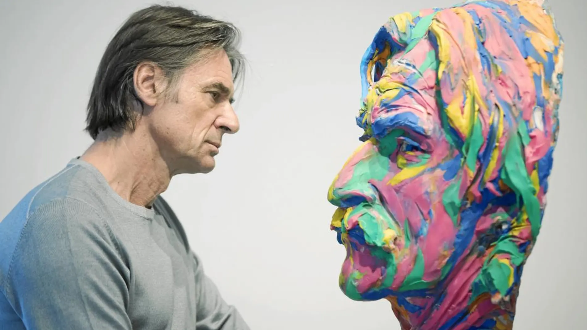Víctor Ochoa: «Todos los artistas conducen al arte»