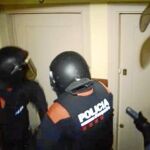 La investigación de los Mossos permitió descubrir que pese a ser una banda formada por diez personas, siempre operaban en grupos de tres/ Mossos d'Esquadra