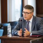 Tomás Domínguez es uno de los ocho funcionarios que participaron en la revisión de expedientes de ayudas del “caso ERE” que declararon ayer (Foto: Efe)