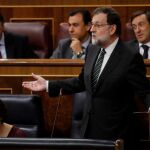El presidente del Gobierno, Mariano Rajoy, durante la sesión de control al Gobierno.