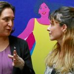 La alcaldesa de Barcelona, Ada Colau y la actriz, Leticia Dolera en el acto de presentación de las fiestas de la Mercè 2018