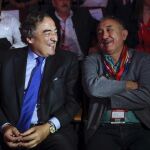 El presidente de la CEOE, Juan Rosell, y el secretario general de UGT en una imagen de archivo/Foto: Efe
