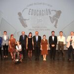 El presidente de la Junta, Juan Vicente Herrera y el consejero de Educación, Fernando Rey, junto a todos los participantes en el acto de apertura del curso no universitario, entre los que se encuentran estudiantes de danza, arte dramático y música, de etnia gitana y con discapacidad motora