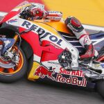 Márquez ayer en una de las curvas de Motorland
