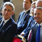 os ministros británicos de Economía y de Comercio Internacional, Philip Hammond y Liam Fox, en una imagen de archivo